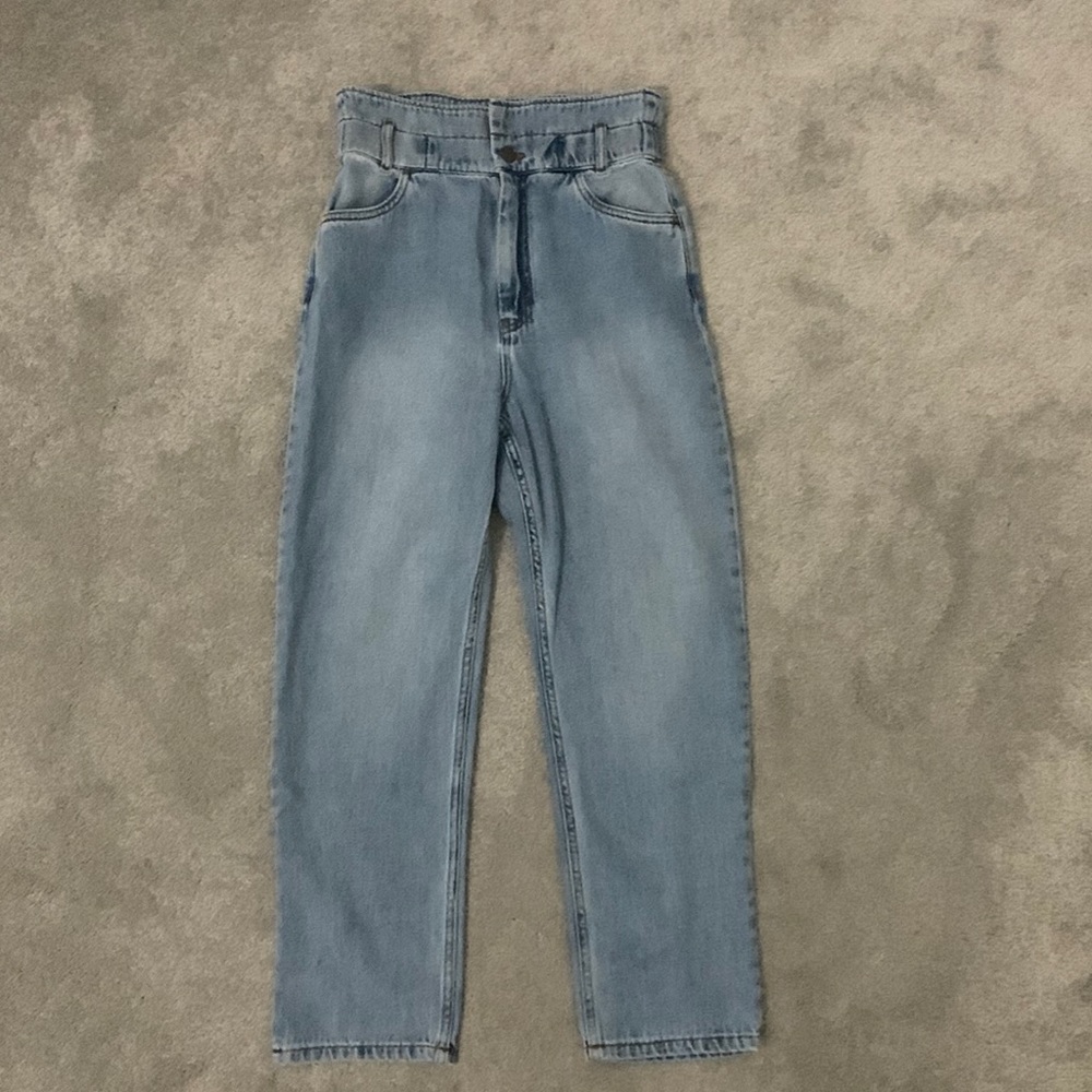 & Other Stories size 27 High waisted straight jeans